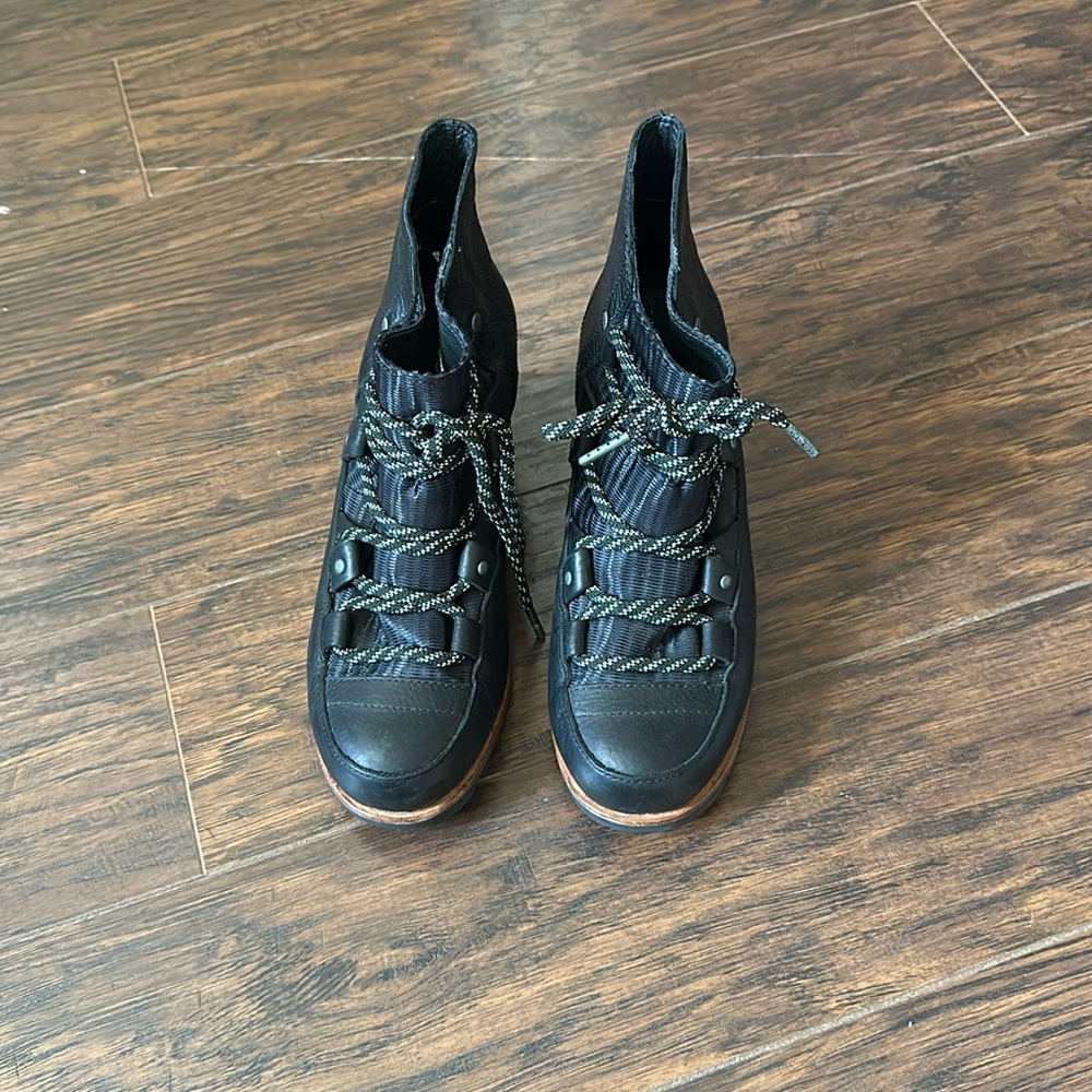 Sorel boots size 7